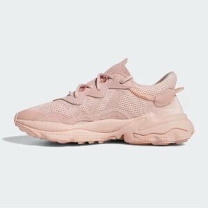 Adidas Women’s Ozweego In 'Vapor Pink' Size 8